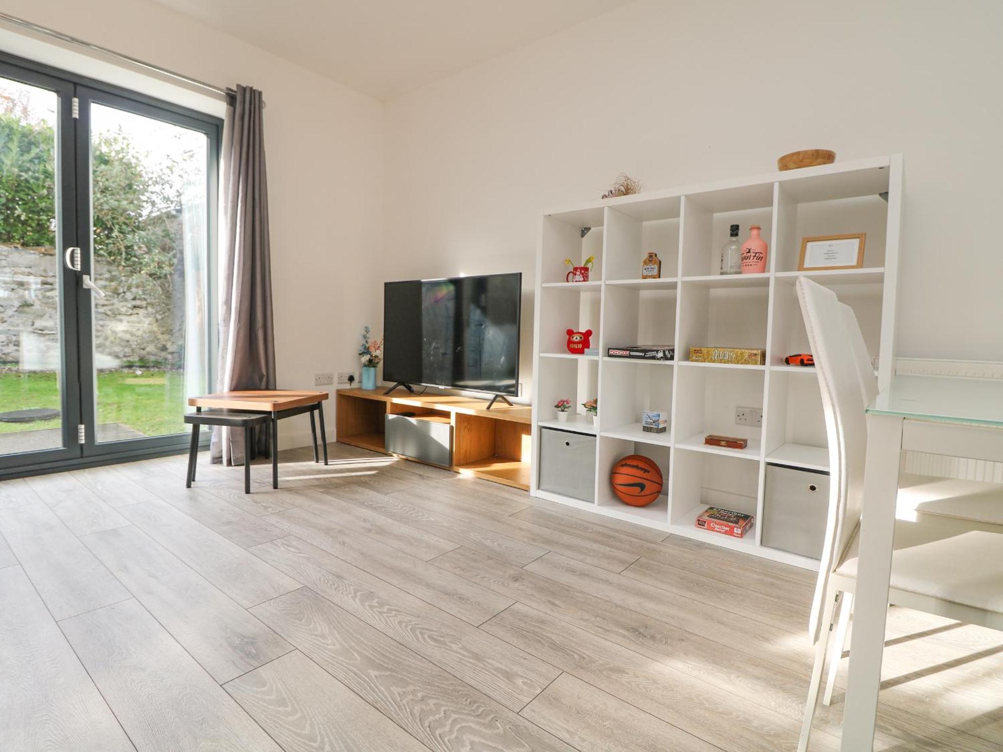 1 Queensway Gardens Hayle
